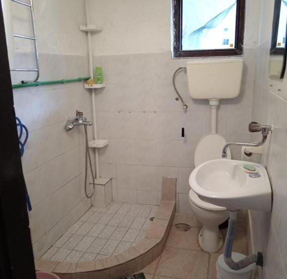 پانسیون Apartmani Gina