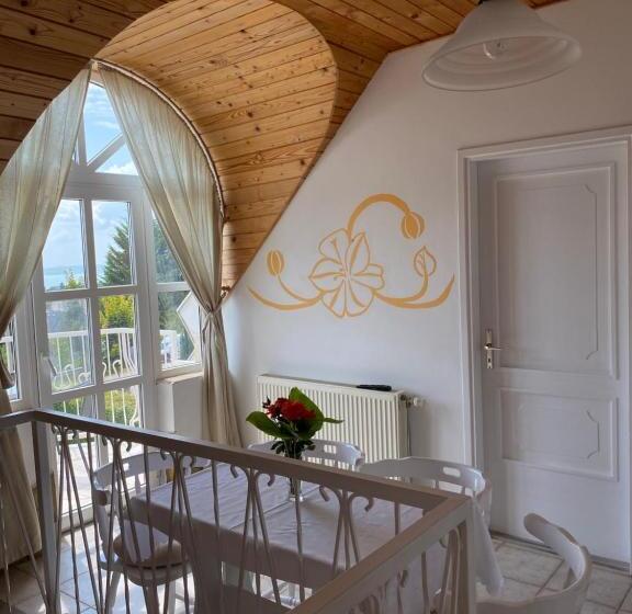 Pension (Hôtel basse catégorie) Vázsonyi Vendégház