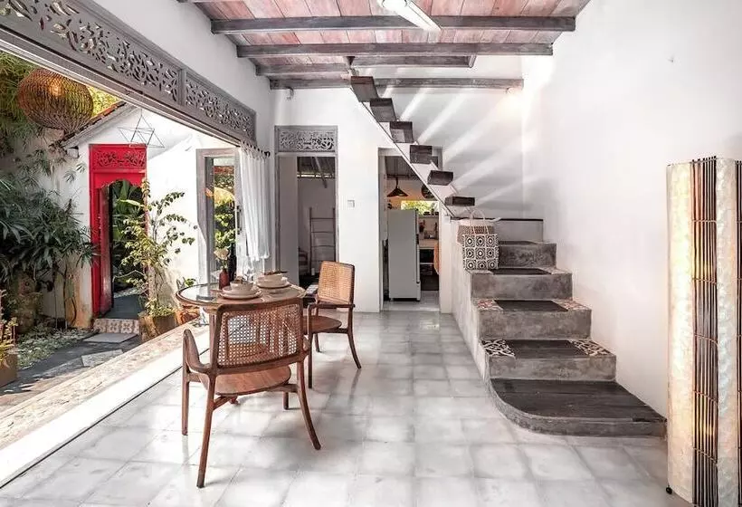 Aamiaismajoitus (B&B) 1111 Alchemy Space