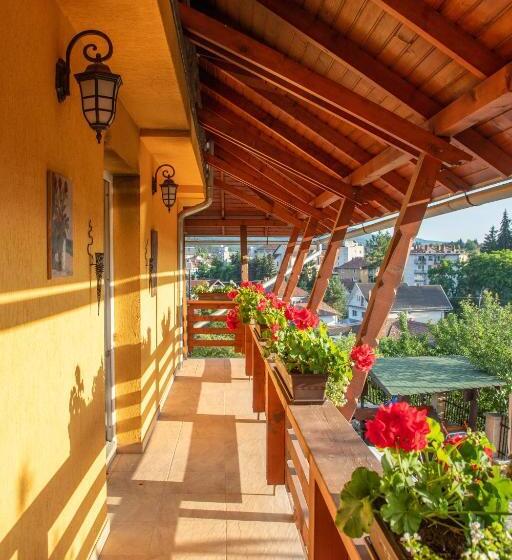 Camera 4   Pensiunea Panorama