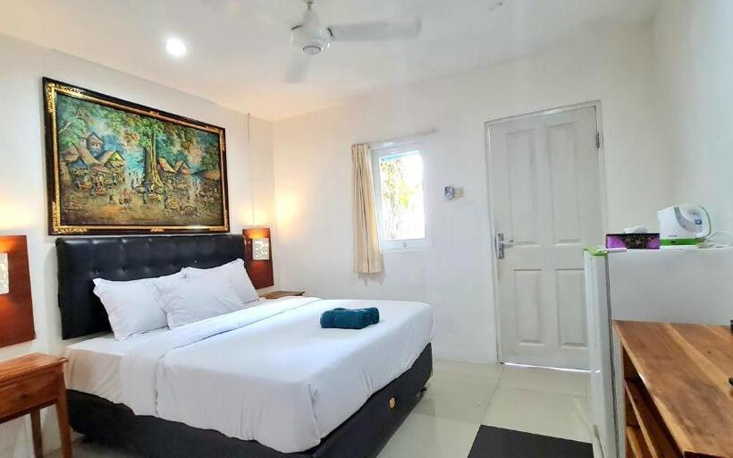 ホテル Kos 168 Jimbaran