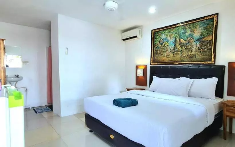 Hotelli Kos 168 Jimbaran