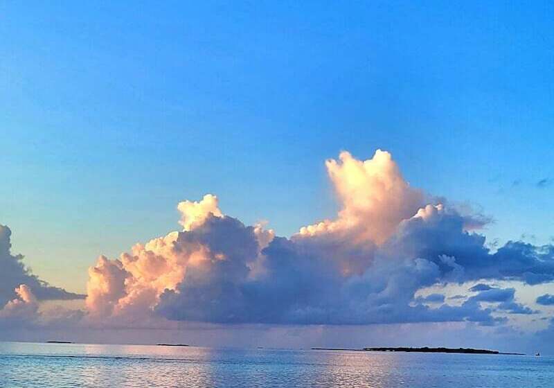 هتل Fehi Velaa Stay