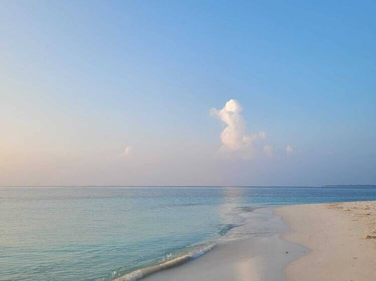 هتل Fehi Velaa Stay