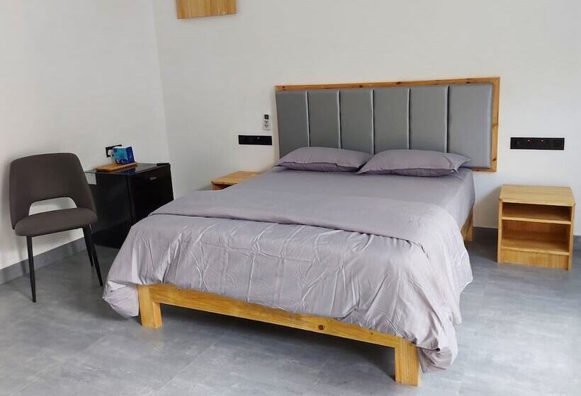 هتل Fehi Velaa Stay