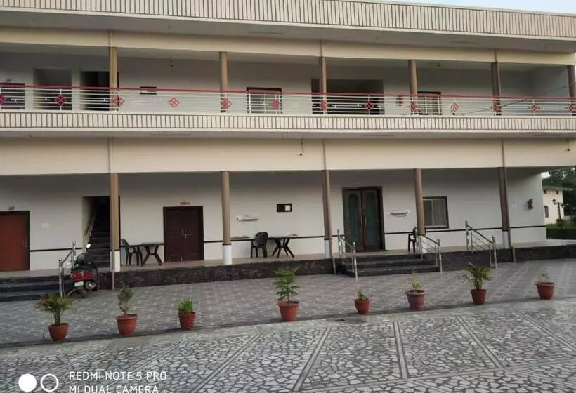 ホテル Goyal Bhawan