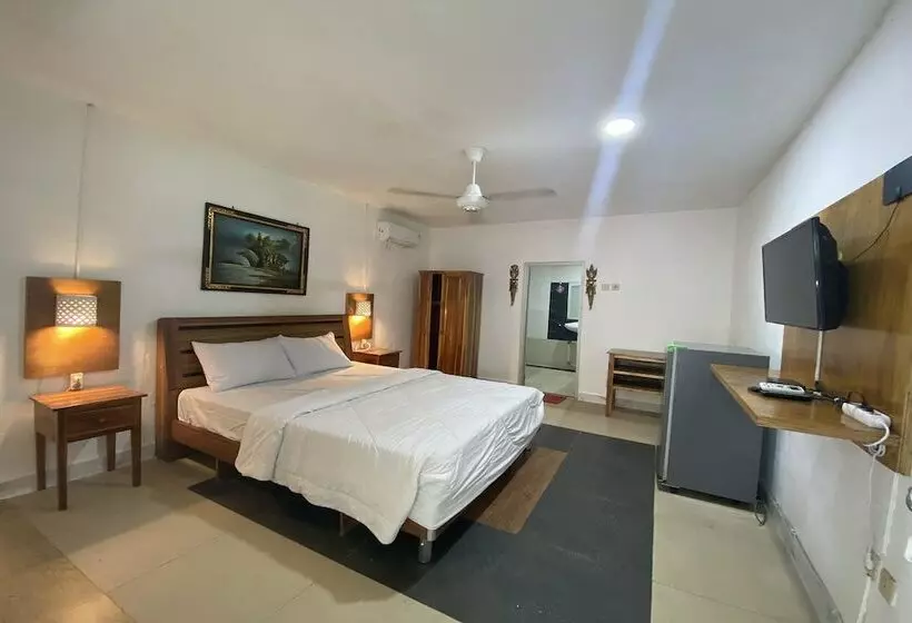 Hotelli Kos 168 Jimbaran