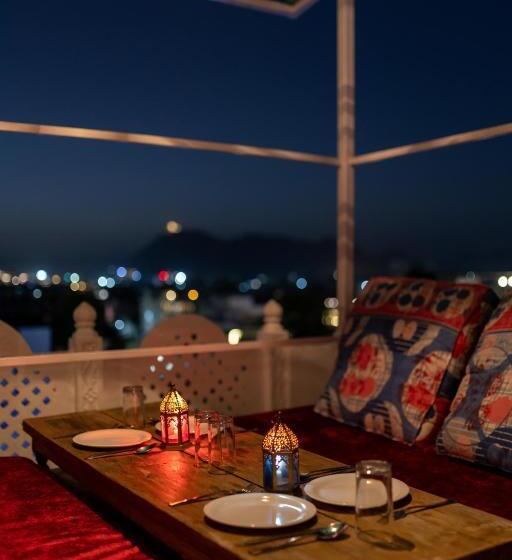 ペンション Krishna Stay Guest House