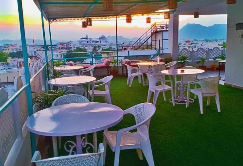 ペンション Krishna Stay Guest House