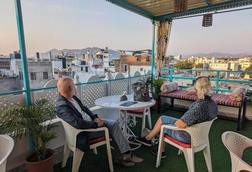 ペンション Krishna Stay Guest House