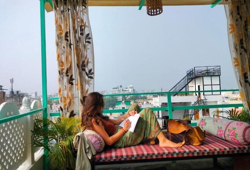 ペンション Krishna Stay Guest House