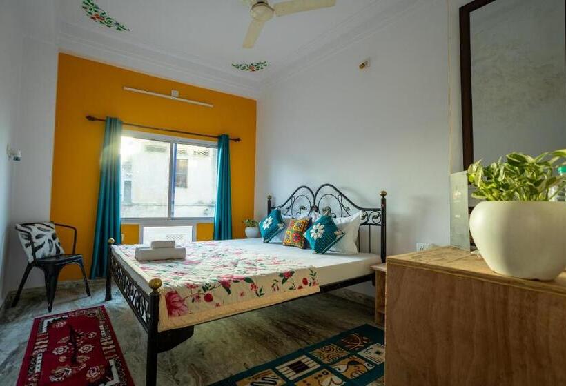 ペンション Krishna Stay Guest House