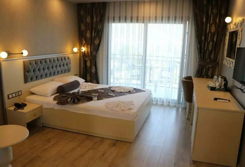 ホテル Toros Deluxe Resort