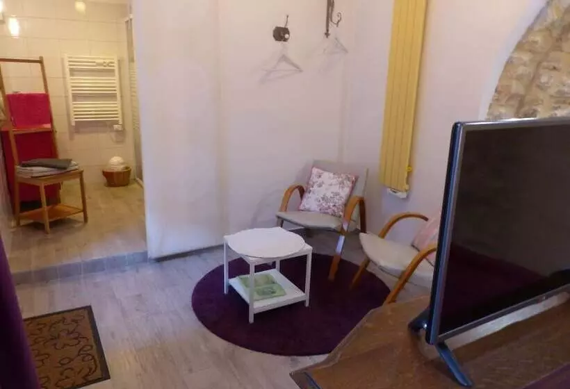 ベッドアンドブレックファースト Chambre D Hôtes Logis De Saint Jean