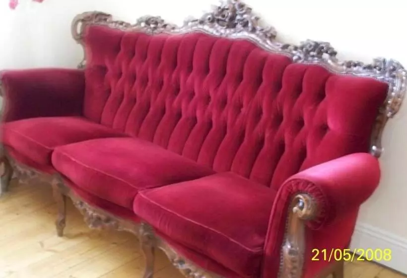 Celtic House B&b