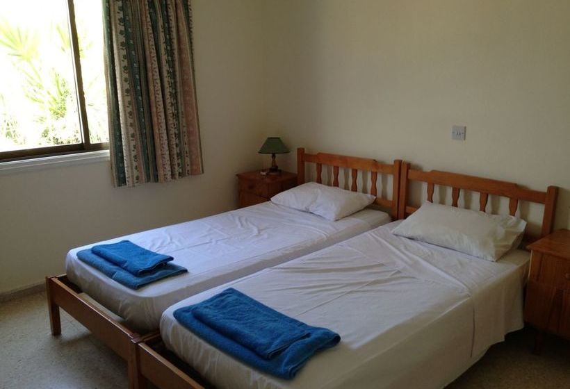 Constantaras Apartments