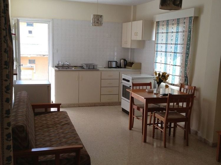 Constantaras Apartments