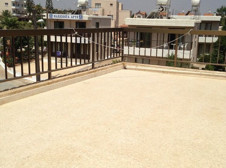 Constantaras Apartments