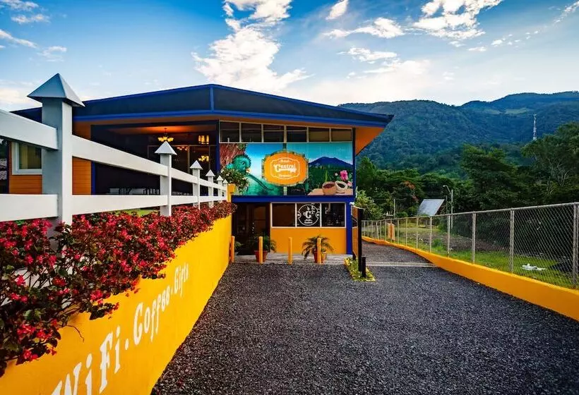 簡易ホテル Central Boquete