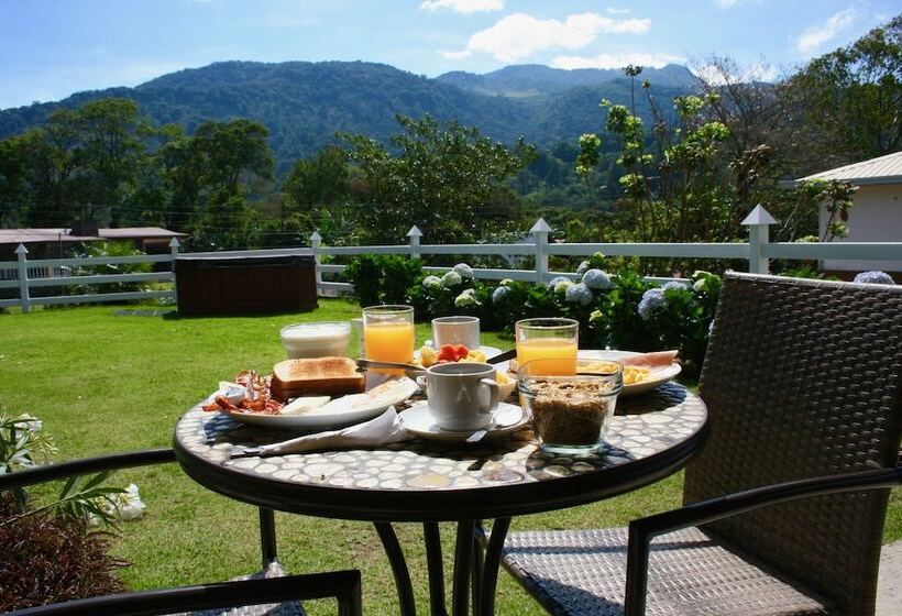 פונדק Central Boquete