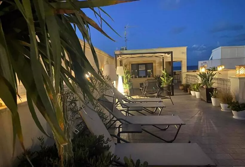 مسافرخانه Riad Comfort Rooms