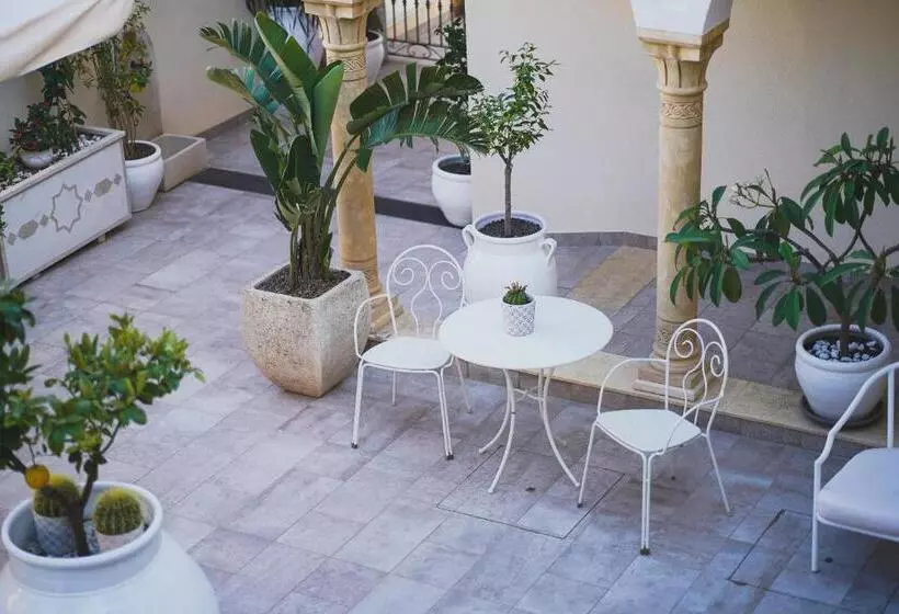 مسافرخانه Riad Comfort Rooms