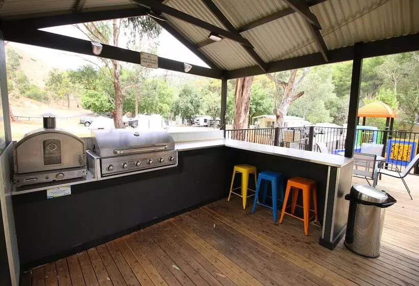 ホテル Adelaide Brownhill Creek Tourist Park