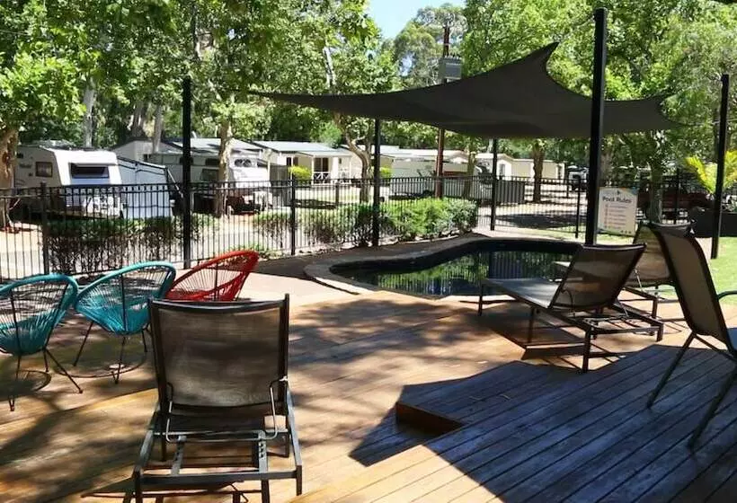 ホテル Adelaide Brownhill Creek Tourist Park