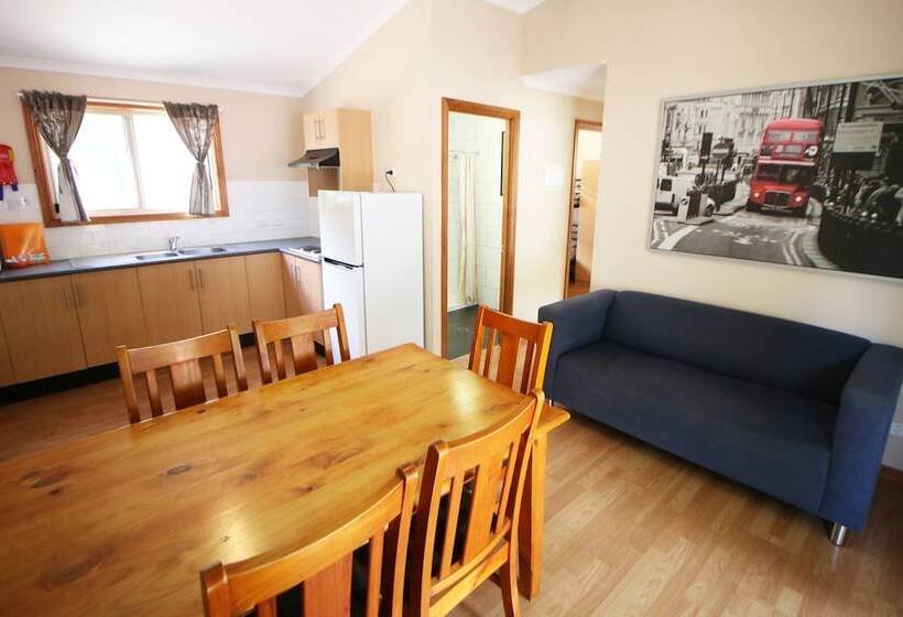 فندق Adelaide Brownhill Creek Tourist Park