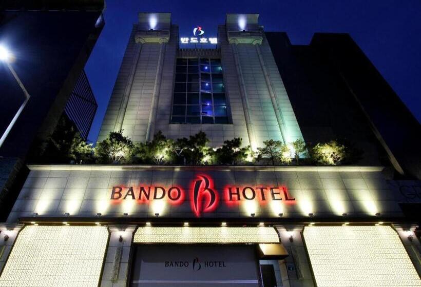 Hotel Bando Tourist