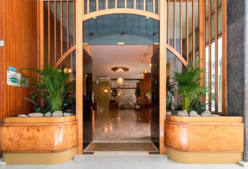 Отель Continental B&b City