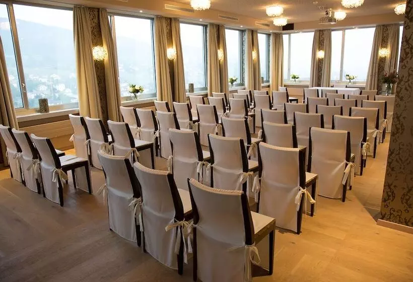 Hotelli Glashaus