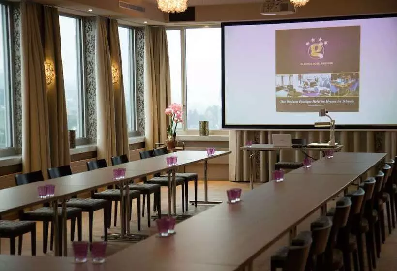 Hotelli Glashaus