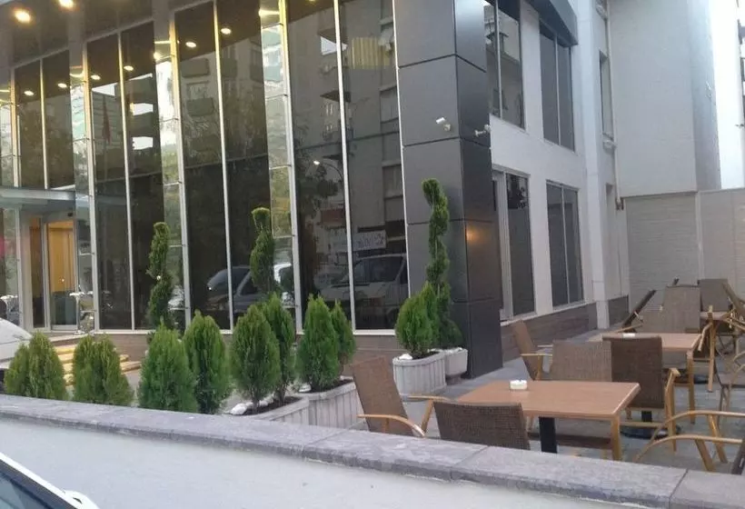 هتل Günes Isigi