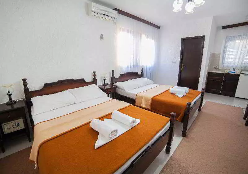 هتل Guest House 4m