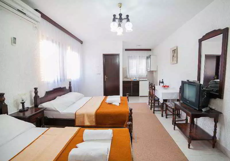 هتل Guest House 4m