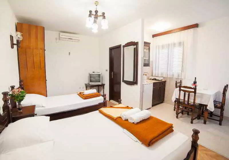 هتل Guest House 4m