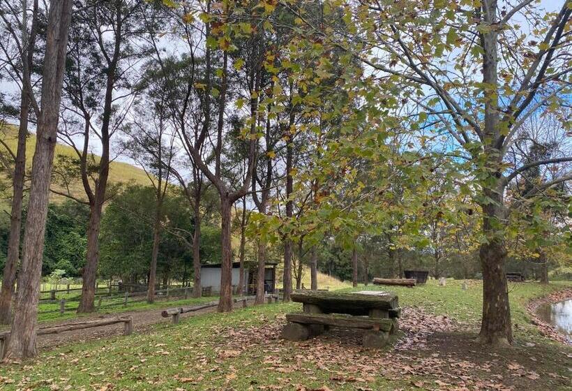 ホテル Hidden Haven Barrington Tops