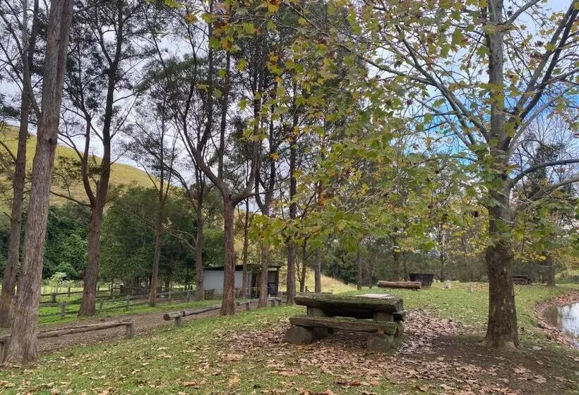 هتل Hidden Haven Barrington Tops