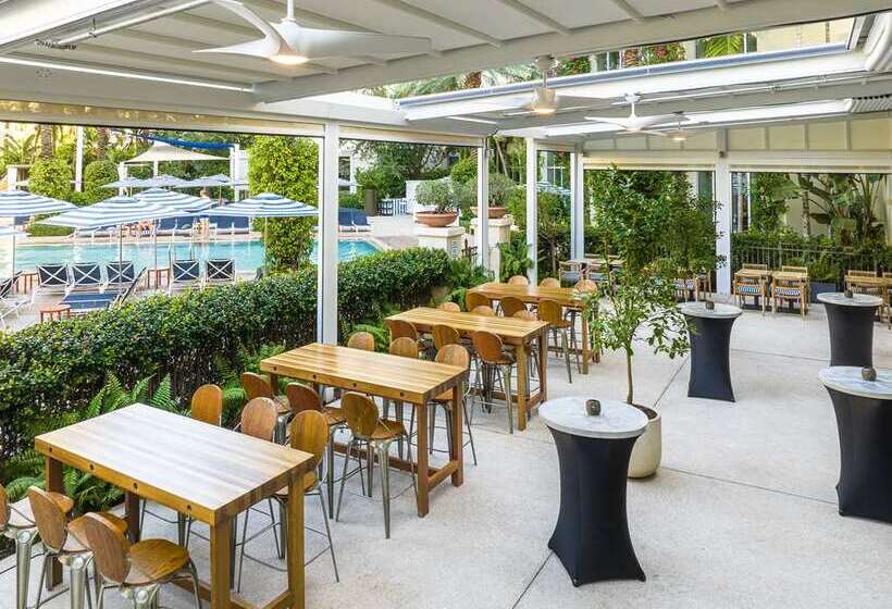 هتل Hilton West Palm Beach