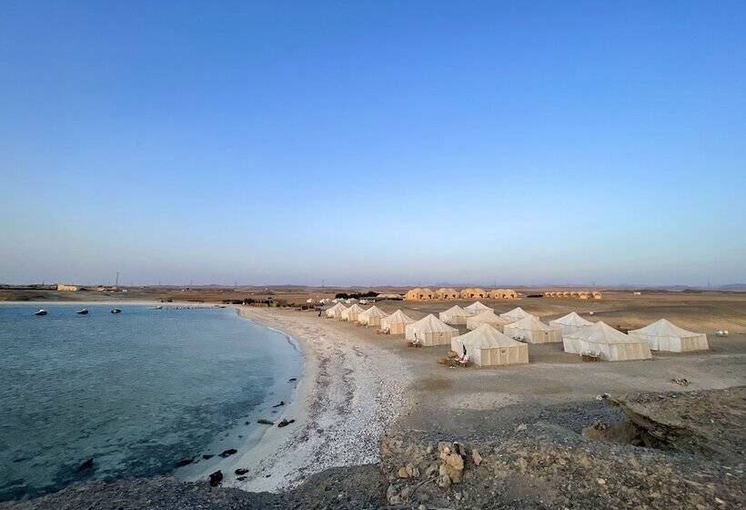 هتل Marsa Nakari Village