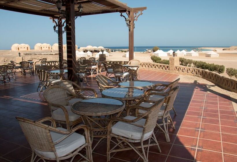 هتل Marsa Nakari Village