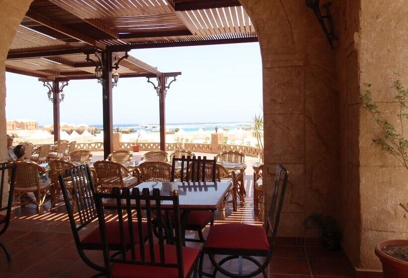 هتل Marsa Nakari Village