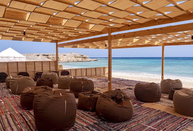 هتل Marsa Nakari Village