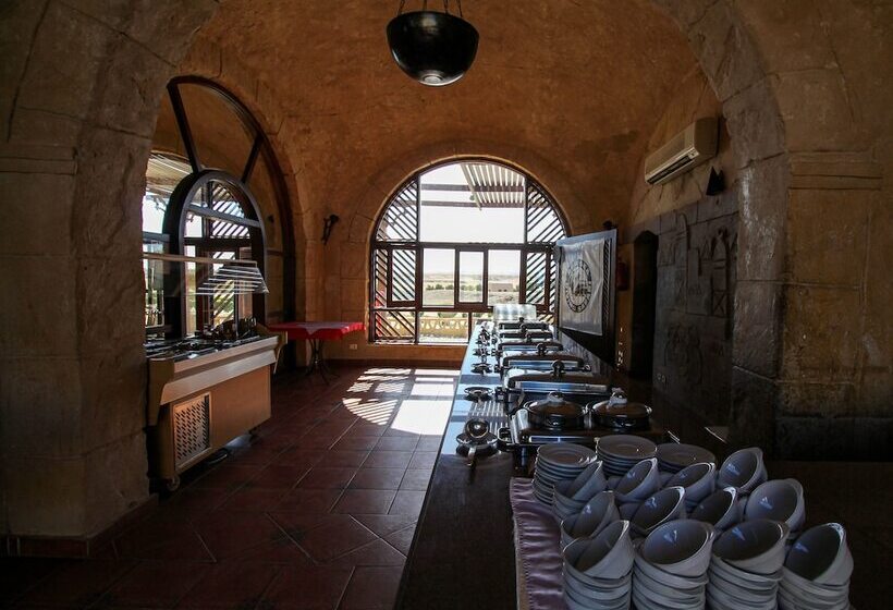 هتل Marsa Nakari Village