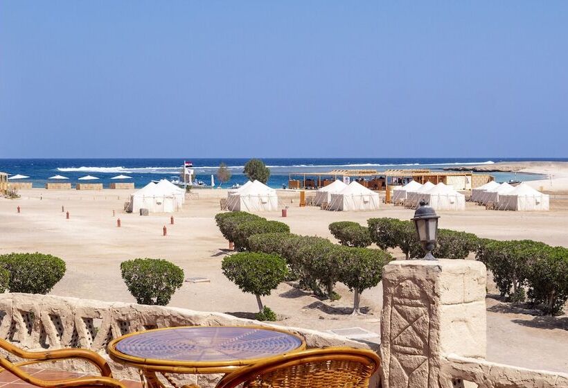 هتل Marsa Nakari Village