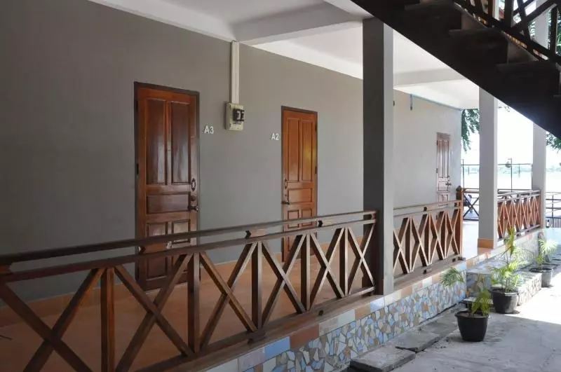 هتل Pilgrims Kitchen & Inn