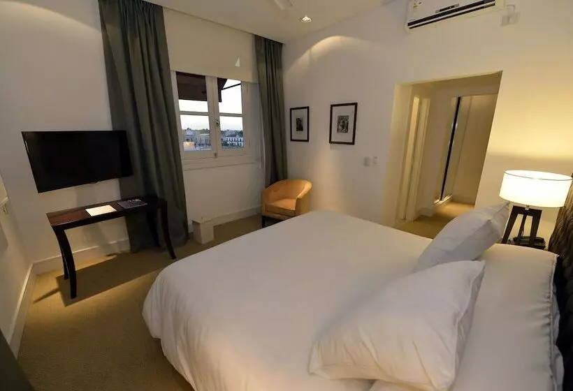 Real Hotel Lujan
