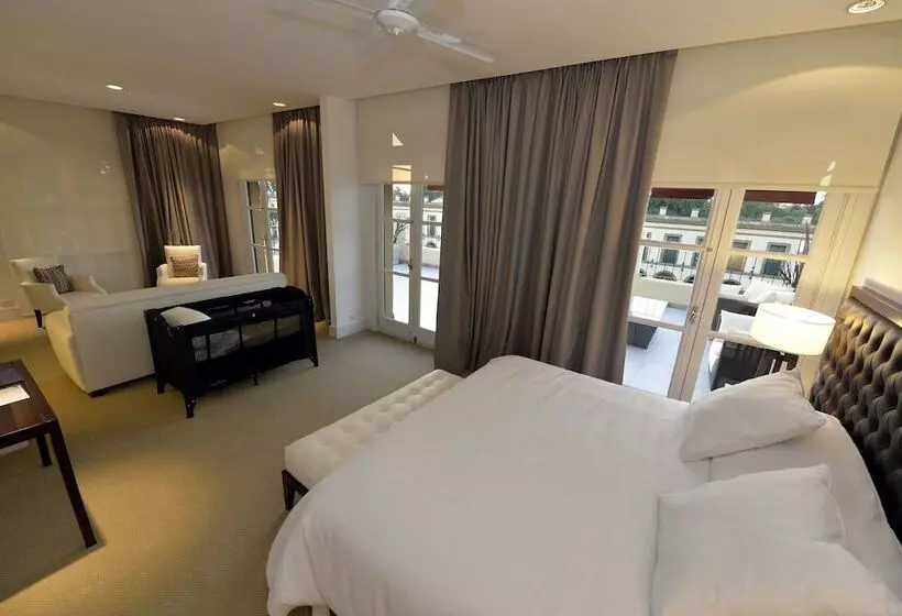 Real Hotel Lujan