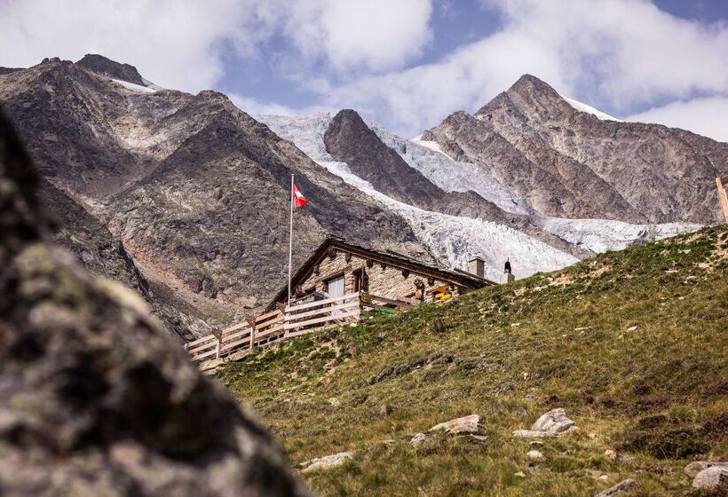 Hotel The Capra Saasfee